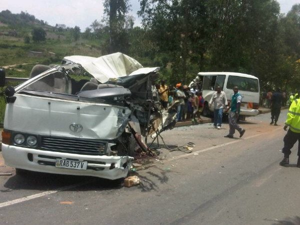 Rubavu: Three people died in a serious accident involving a truck that collided with a coaster